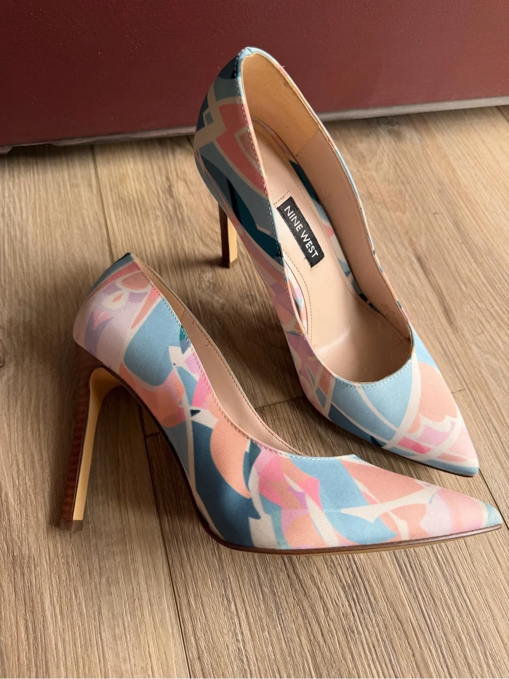 Nine West Pastel Pink & Blue Geometric Pointed Toe Pumps